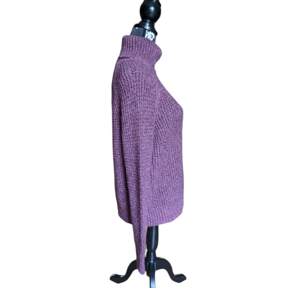🌻2 for $20 | Wind River Knit Turtle Neck Sweater - Picture 3 of 7
